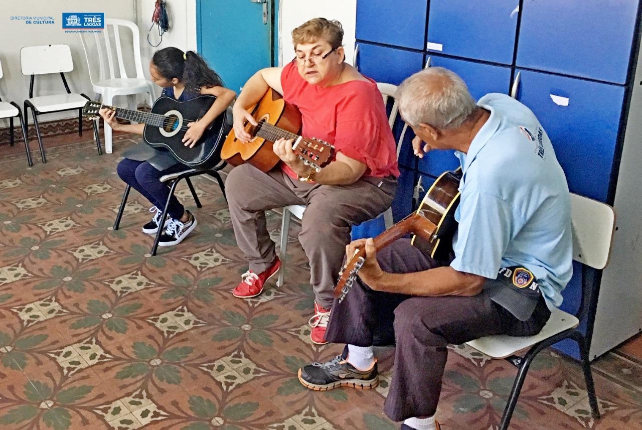 Cultura de Três Lagoas informa que há vagas abertas para os cursos de Violão Popular, Viola Caipira e Coral Infanto-juvenil  Cultura de Três Lagoas informa que há vagas abertas para os cursos de Violão Popular, Viola Caipira e Coral Infanto-juvenil